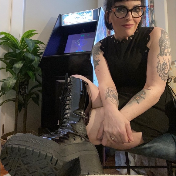 Meet your Posher, Debra - Picture 11 of 14